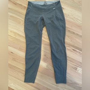 Patagonia base layer size large